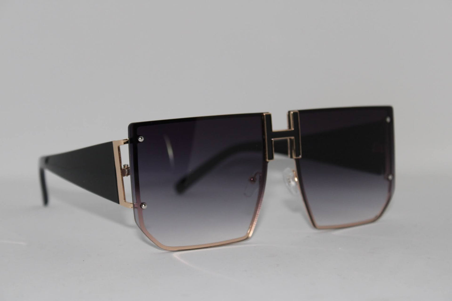 NV2047- H Square Eyewear