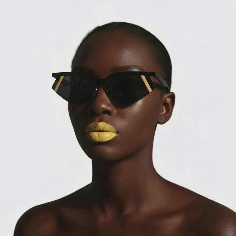 CE8070 Cat Eye Sunglasses