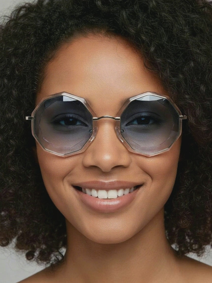 CI9090 Embossed Circle