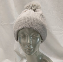 Load image into Gallery viewer, HT1870-Faux Fur Hat