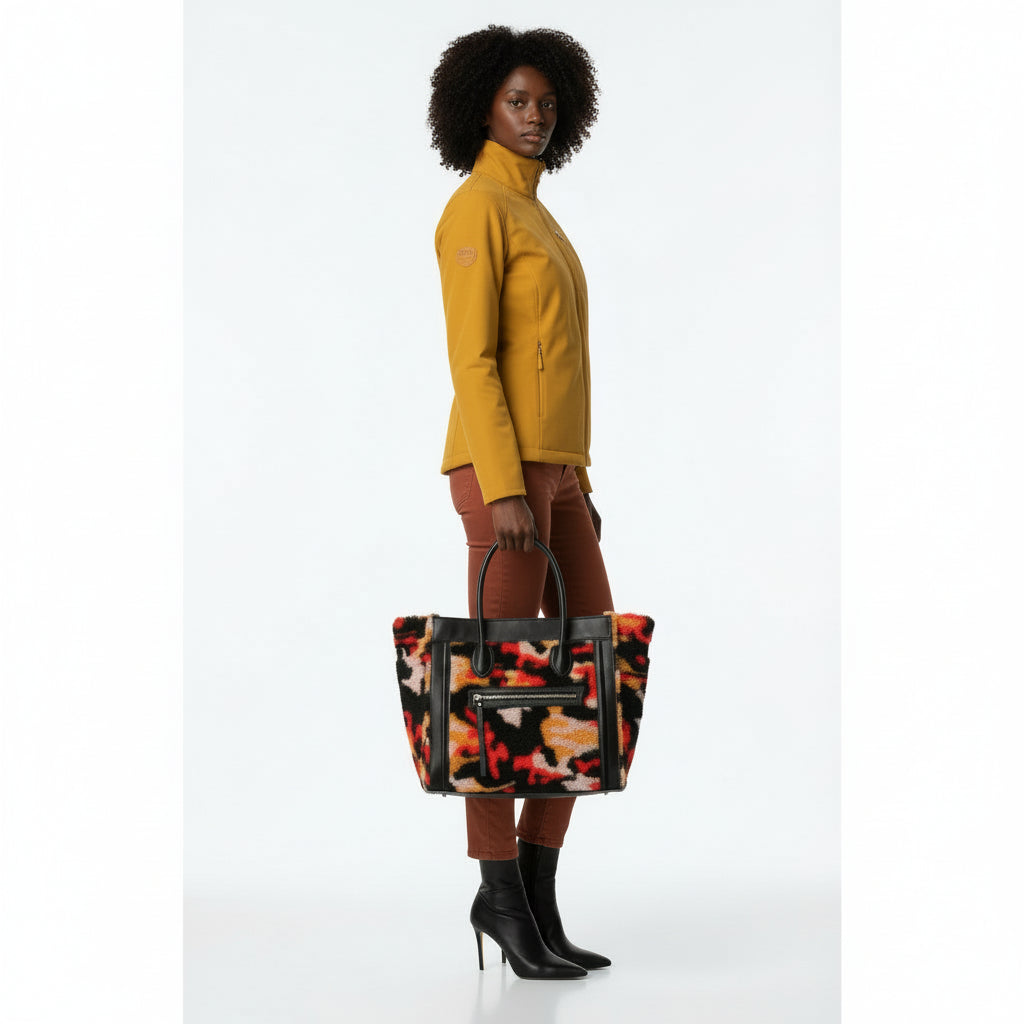 HB25- Faux Fur Camo Hand Bag